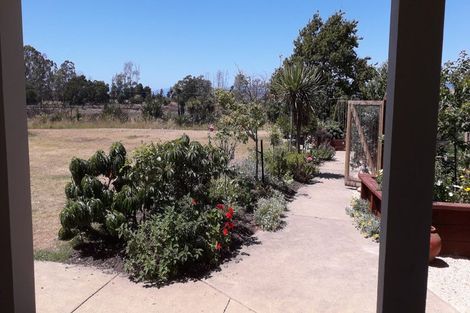 Photo of property in 10 Moreland Place, Mapua, 7005