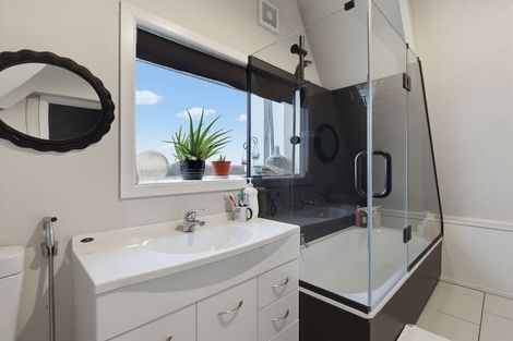 Photo of property in 170 Mcmurdo Street, Tinwald, Ashburton, 7700