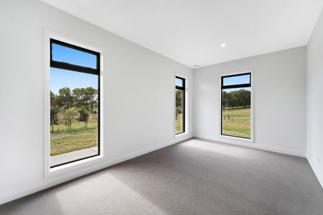 Photo of property in 22 Riverside Way, Clevedon, 2585