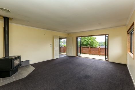 Photo of property in 90a Awanui Street, Merrilands, New Plymouth, 4312