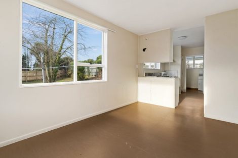 Photo of property in 22 Besant Place, Avondale, Christchurch, 8061