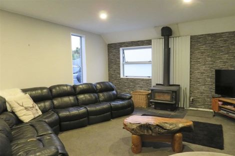 Photo of property in 4 Aotea Crescent, Gore, 9710