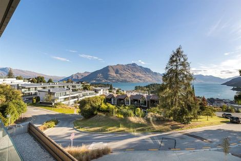 Photo of property in 1/3 Kerry Drive, Queenstown, 9300