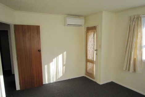 Photo of property in 1/14 Clouston Park Road, Ebdentown, Upper Hutt, 5018