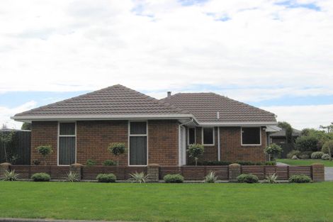 Photo of property in 16 Eders Road, Woodend, 7610