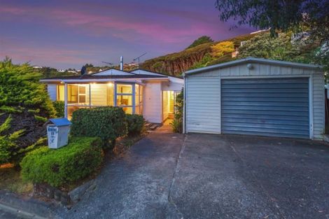 Photo of property in 19 Yarrow Place, Papakowhai, Porirua, 5024