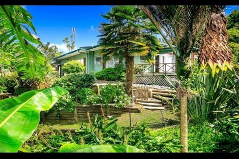 Photo of property in 13 Dunraven Place, Torbay, Auckland, 0630
