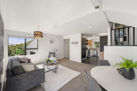 Photo of property in 20 Bay Lair Grove, Island Bay, Wellington, 6023