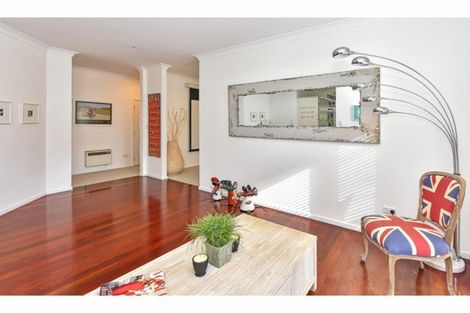 Photo of property in 21 Del Mar Court, Shamrock Park, Auckland, 2016