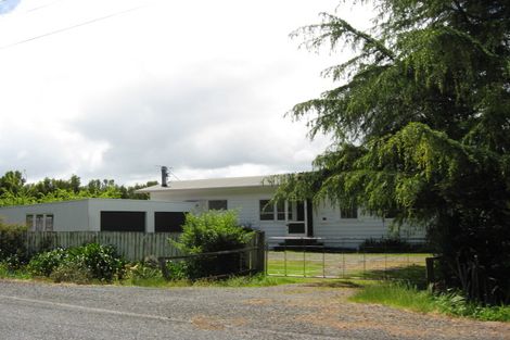 Photo of property in 278 Boord Crescent, Kumeu, 0891