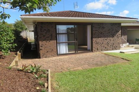 Photo of property in 1/42 Abercrombie Street, Howick, Auckland, 2014