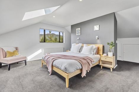 Photo of property in 7 Corner Peak Lane, Lake Hawea, 9382