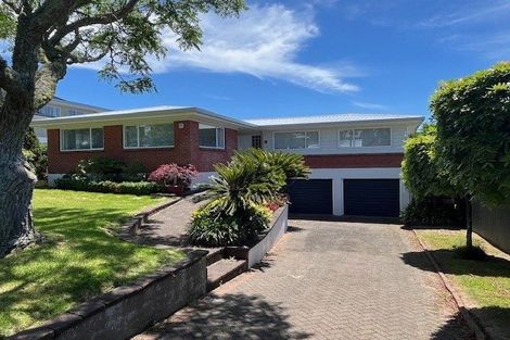 Photo of property in 3 Copperfield Terrace, Mellons Bay, Auckland, 2014