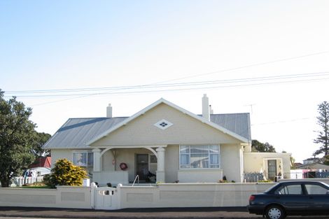 Photo of property in 30 Beach Street, Fitzroy, New Plymouth, 4312