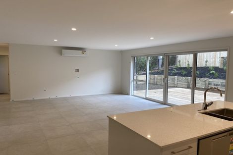 Photo of property in 5 Maraeariki Avenue, Orewa, 0931