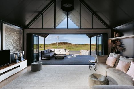 Photo of property in 576a Papamoa Beach Road, Papamoa Beach, Papamoa, 3118