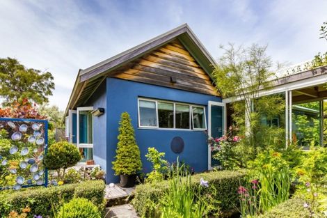 Photo of property in 6 Mahuta Road, Waitahanui, Taupo, 3378