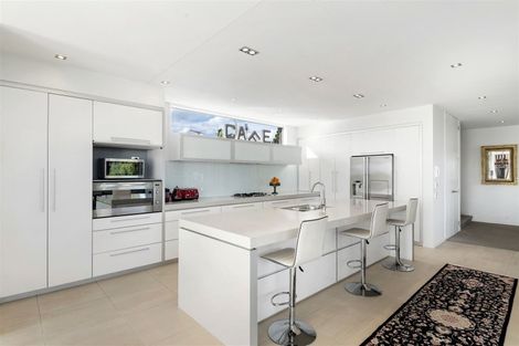 Photo of property in 17a Dodson Avenue, Milford, Auckland, 0620