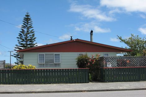 Photo of property in 70 Derby Street, Westport, 7825