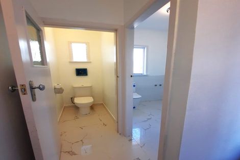 Photo of property in 32 Claude Road, Hillpark, Auckland, 2102