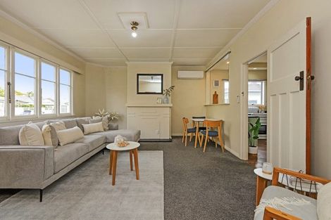 Photo of property in 6/101 Maddison Street, Akina, Hastings, 4122