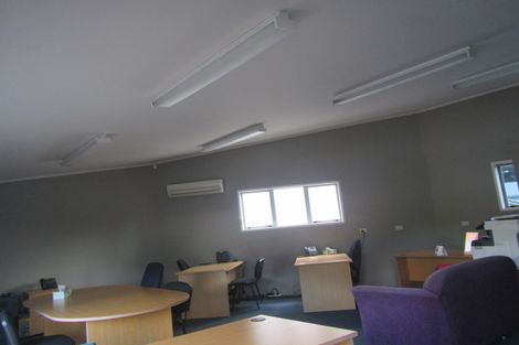 Photo of property in 80 Palmerston Road, Birkenhead, Auckland, 0626