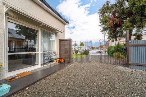 Photo of property in 100 High Street, Waimate, 7924