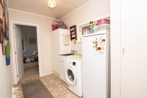 Photo of property in 5 Adams Road, Thornton Bay, Thames, 3575