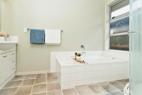 Photo of property in 34a Odette Street, Bader, Hamilton, 3206