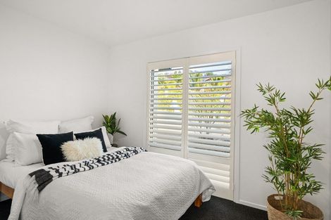 Photo of property in 38 Holcombrooke Lane, Welcome Bay, Tauranga, 3175