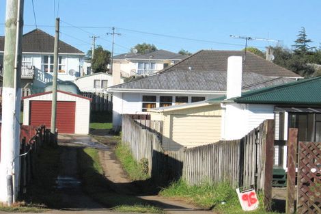 Photo of property in 96 Mahia Road, Manurewa, Auckland, 2102