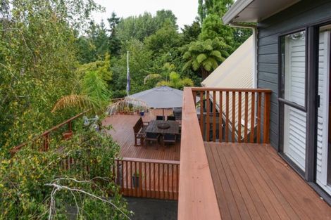 Photo of property in 82 Tauroa Road, Havelock North, 4130