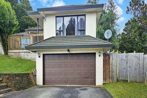 Photo of property in 50 De Havilland Drive, Goodwood Heights, Auckland, 2105