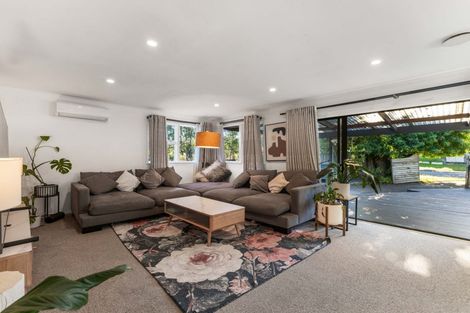 Photo of property in 36 Sunline Avenue, Massey, Auckland, 0614