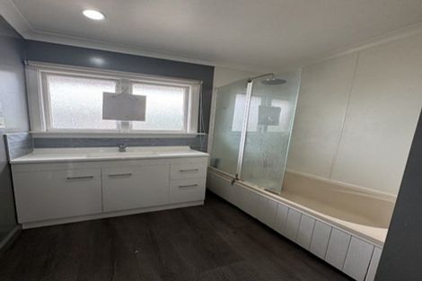 Photo of property in 14 Mcgregors Road, Bromley, Christchurch, 8062