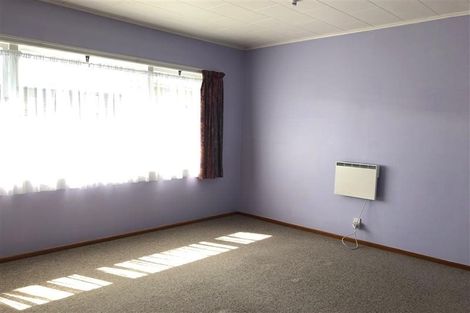 Photo of property in 2/210a Grove Road, Mayfair, Hastings, 4122