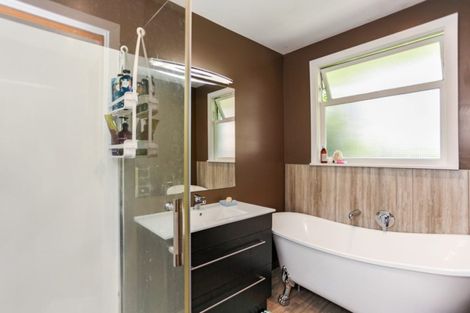 Photo of property in 4 Gloaming Place, Sockburn, Christchurch, 8042