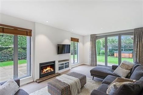 Photo of property in 20 Thornycroft Street, Fendalton, Christchurch, 8052