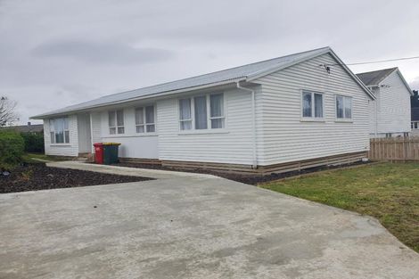 Photo of property in 46-48 Cheshire Street, Cannons Creek, Porirua, 5024