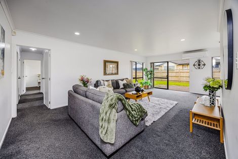 Photo of property in 329 Mahia Road, Weymouth, Auckland, 2103