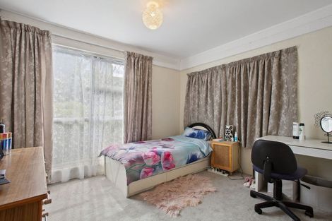 Photo of property in 45 Pigeon Mountain Road, Half Moon Bay, Auckland, 2012