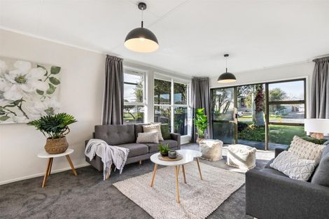 Photo of property in 5 Sutton Avenue, Mangere East, Auckland, 2024