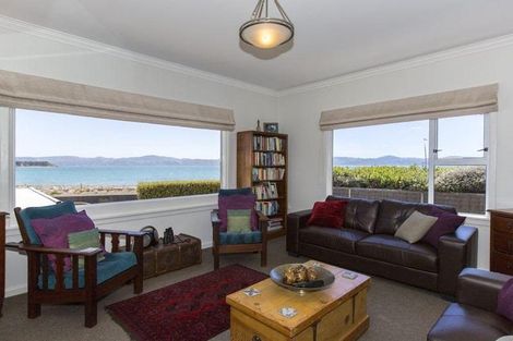 Photo of property in 255 Marine Parade, Eastbourne, Lower Hutt, 5013