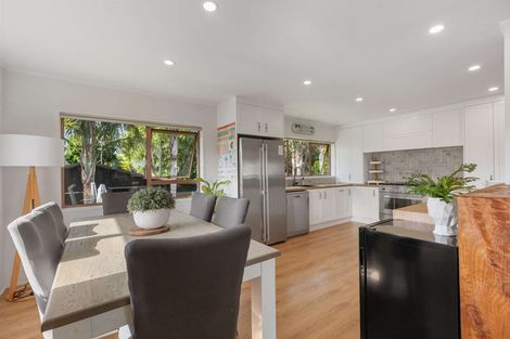 Photo of property in 6 Koromiko Place, Waiuku, 2123