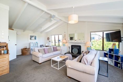 Photo of property in 53 Iona Road, Havelock North, 4130