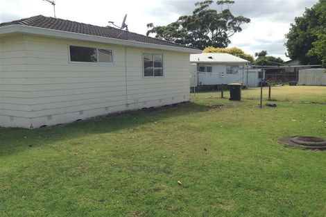 Photo of property in 2/10 Norrie Smith Avenue, Flat Bush, Auckland, 2023
