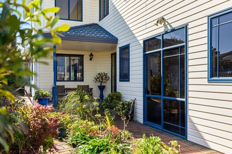 Photo of property in 83 Simpson Road, Papamoa Beach, Papamoa, 3118