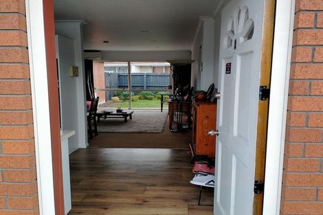 Photo of property in 2/36 Lyndon Street, Riccarton, Christchurch, 8041