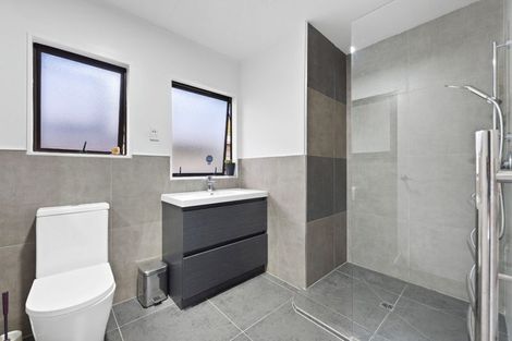 Photo of property in 39a Evelyn Road, Cockle Bay, Auckland, 2014