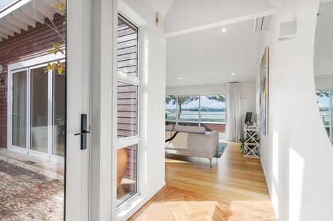 Photo of property in 1/69 Princes Street, Northcote Point, Auckland, 0627